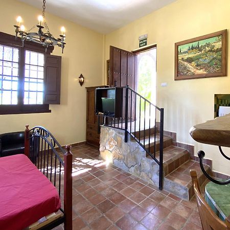 Castle Tower Apartment In Rural Holiday Park 'Bernard' Tolox Luaran gambar