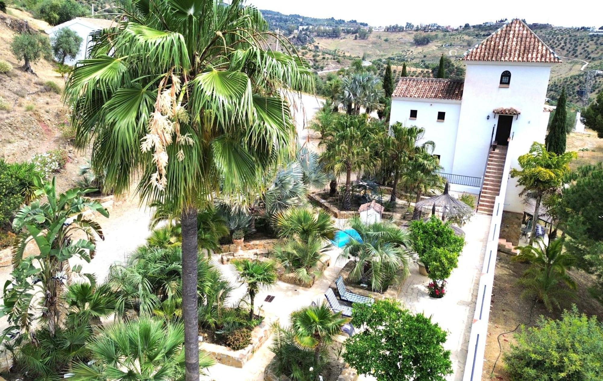 Castle Tower Apartment In Rural Holiday Park 'Bernard' Tolox Luaran gambar