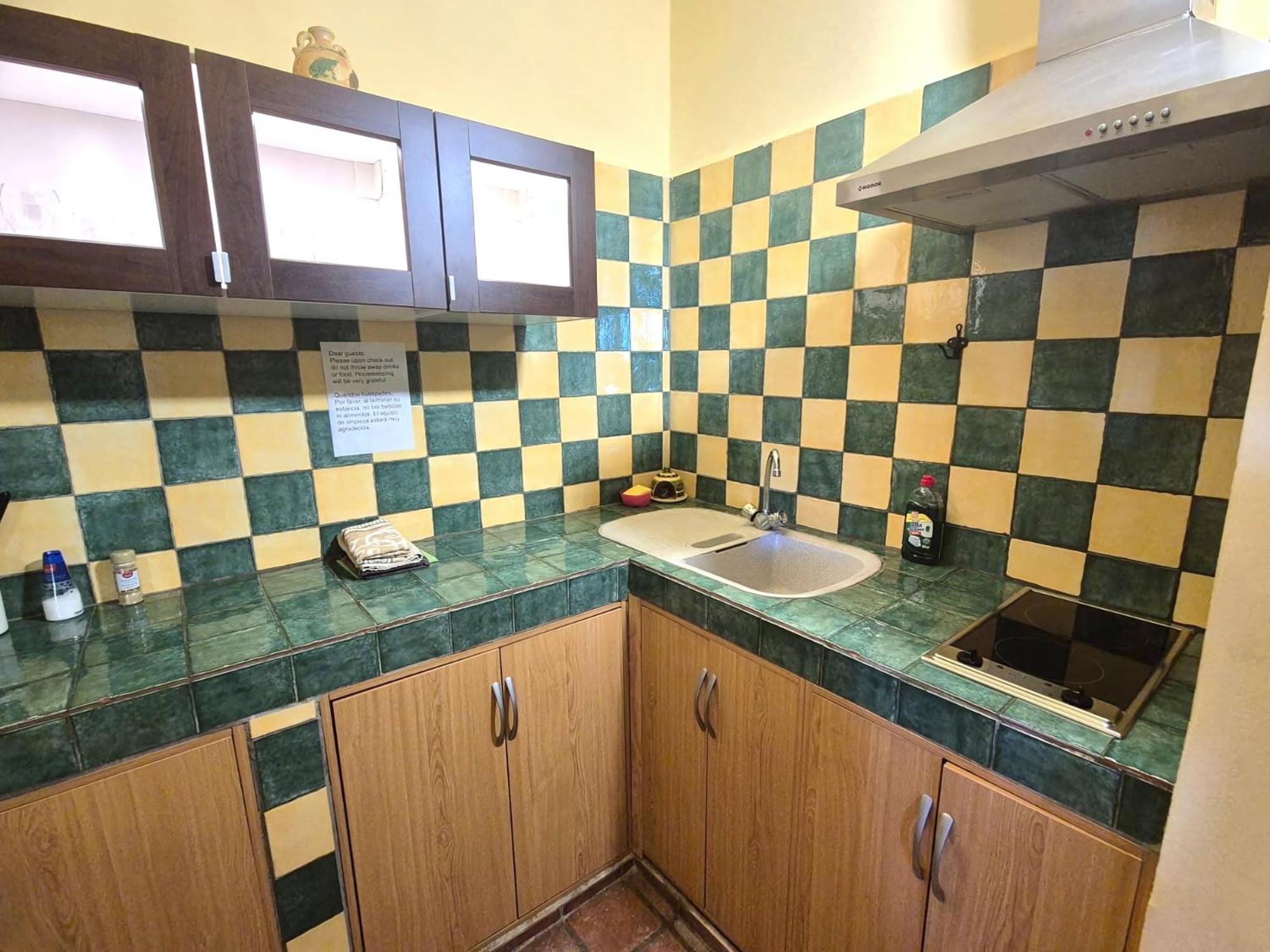 Castle Tower Apartment In Rural Holiday Park 'Bernard' Tolox Luaran gambar