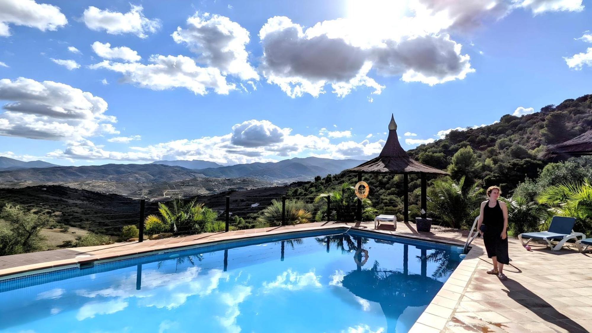 Castle Tower Apartment In Rural Holiday Park 'Bernard' Tolox Luaran gambar