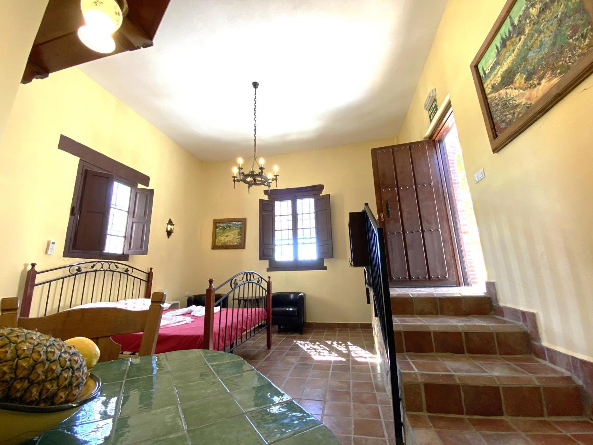 Castle Tower Apartment In Rural Holiday Park 'Bernard' Tolox Luaran gambar